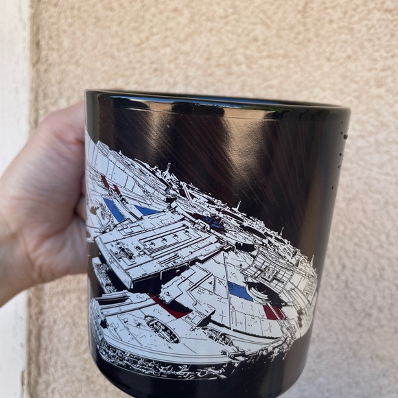 Star Wars coffee Mug Cup Millennium Falcon - Picture 3 of 6